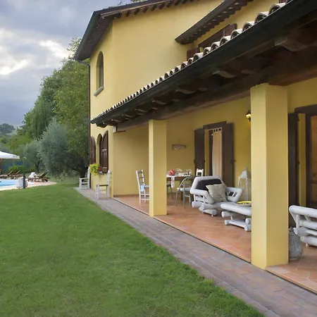 Casale Degli Ulivi 10&2, Emma * أكوالاغنا